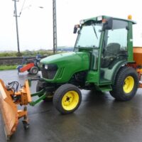 2011 John Deere 2720