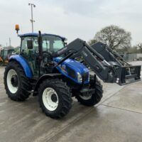2016 New Holland T4.95